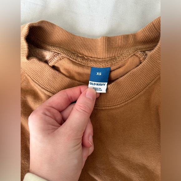 Old navy crewneck sweatshirt - Picture 3 of 6
